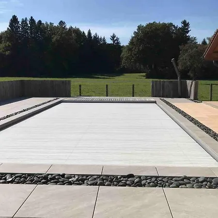 Charmant Avec Piscine