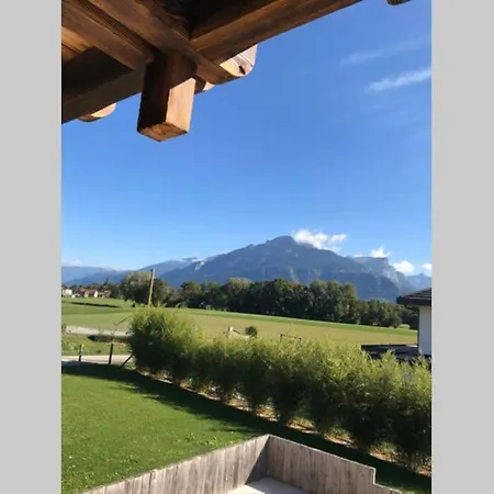 Charmant Avec Piscine Casa de Férias