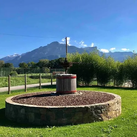 Casa de Férias Charmant Avec Piscine *